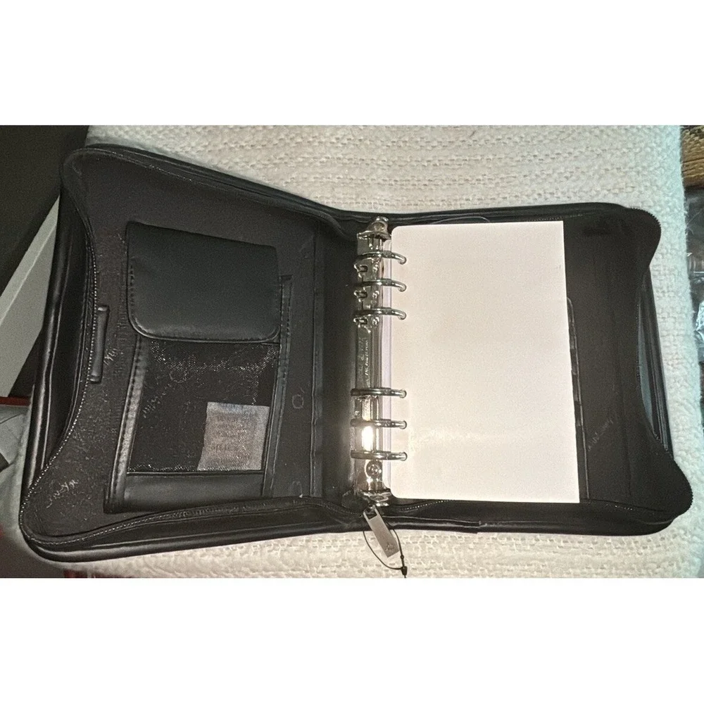 Vtg Franklin Covey Compact System 6 Ring Binder Black NWOT Undated Inserts‎